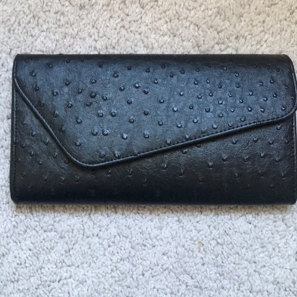 Black Clutch - Picture 1 of 3